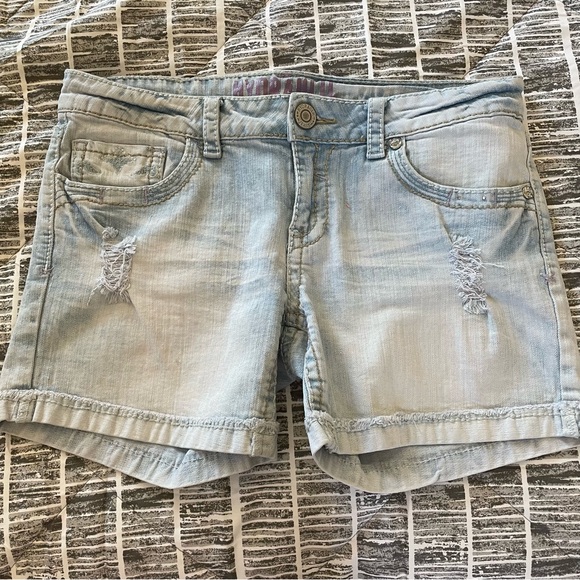 EUC Hydraulic Jean Shorts 11/12 - Picture 1 of 9